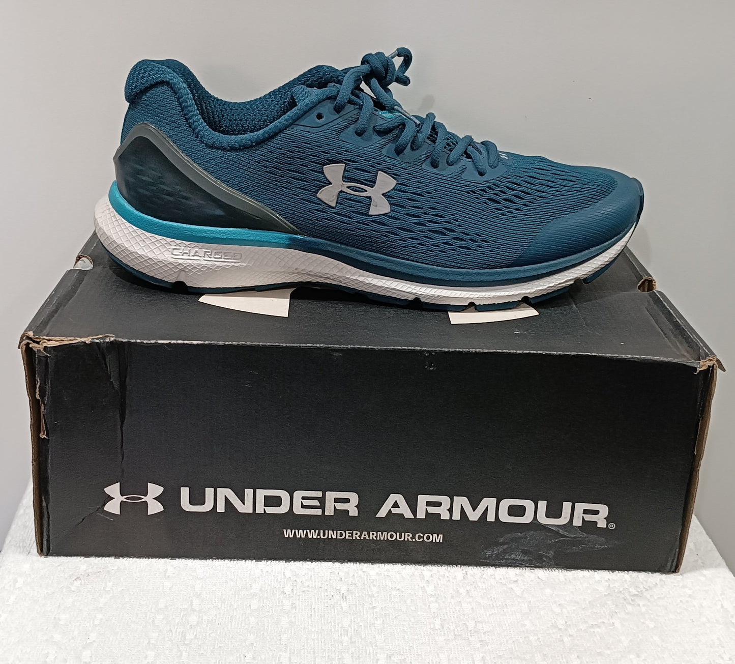 Tênis Under Armour Charged Extend
