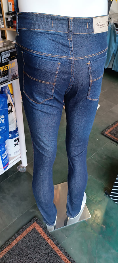 Calça jeans Finaarte